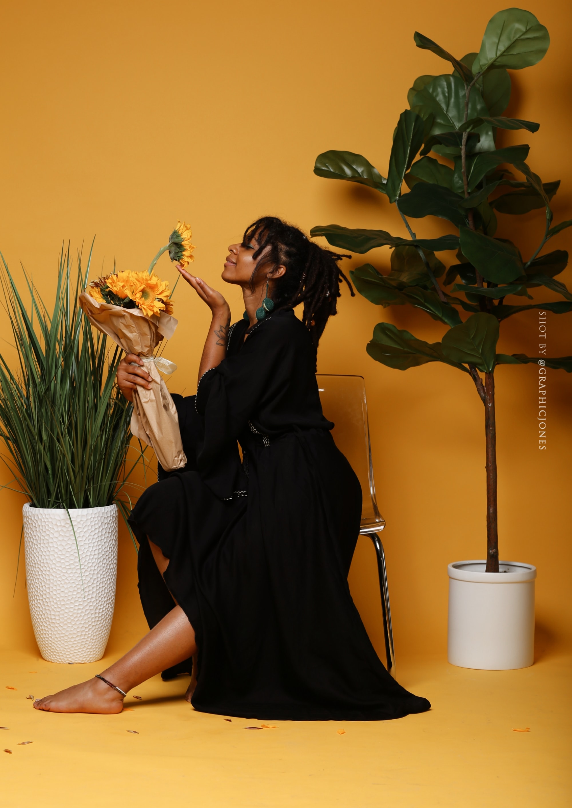 Arrai working with botanical ingredients